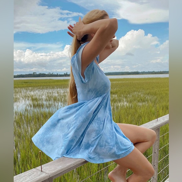 Urban Outfitters Rita Plunging Babydoll Mini Dress in blue - Picture 2 of 7
